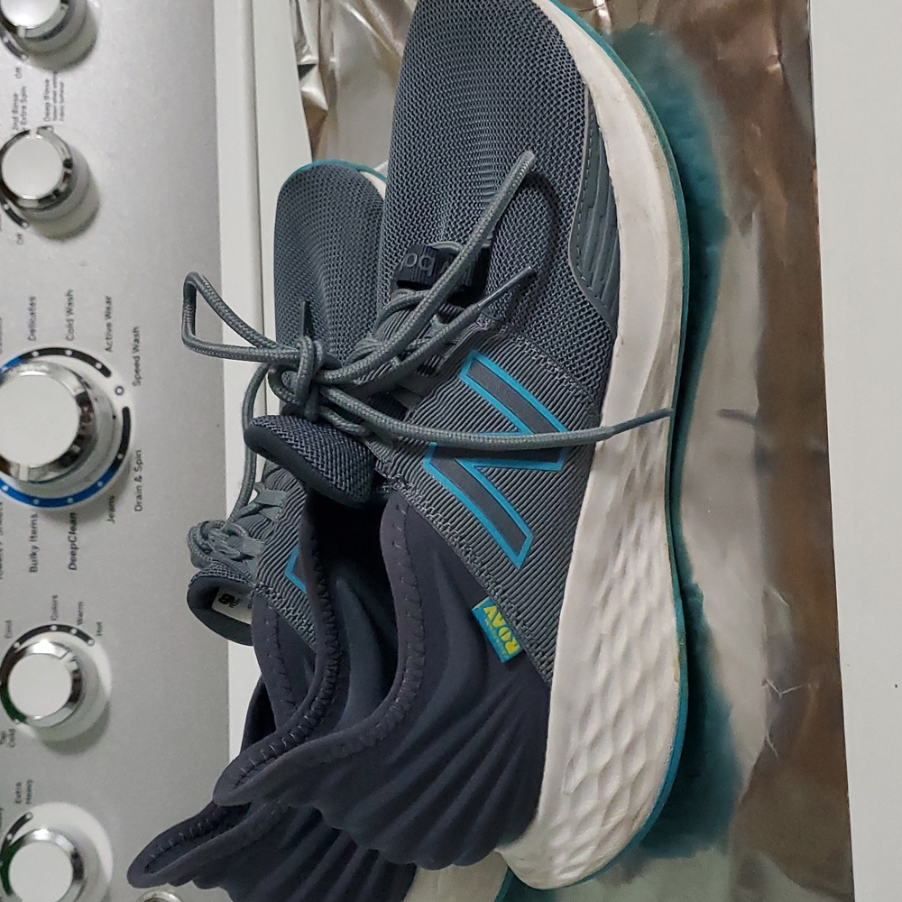 New Balance Fresh Foam Roav Mens 9.5